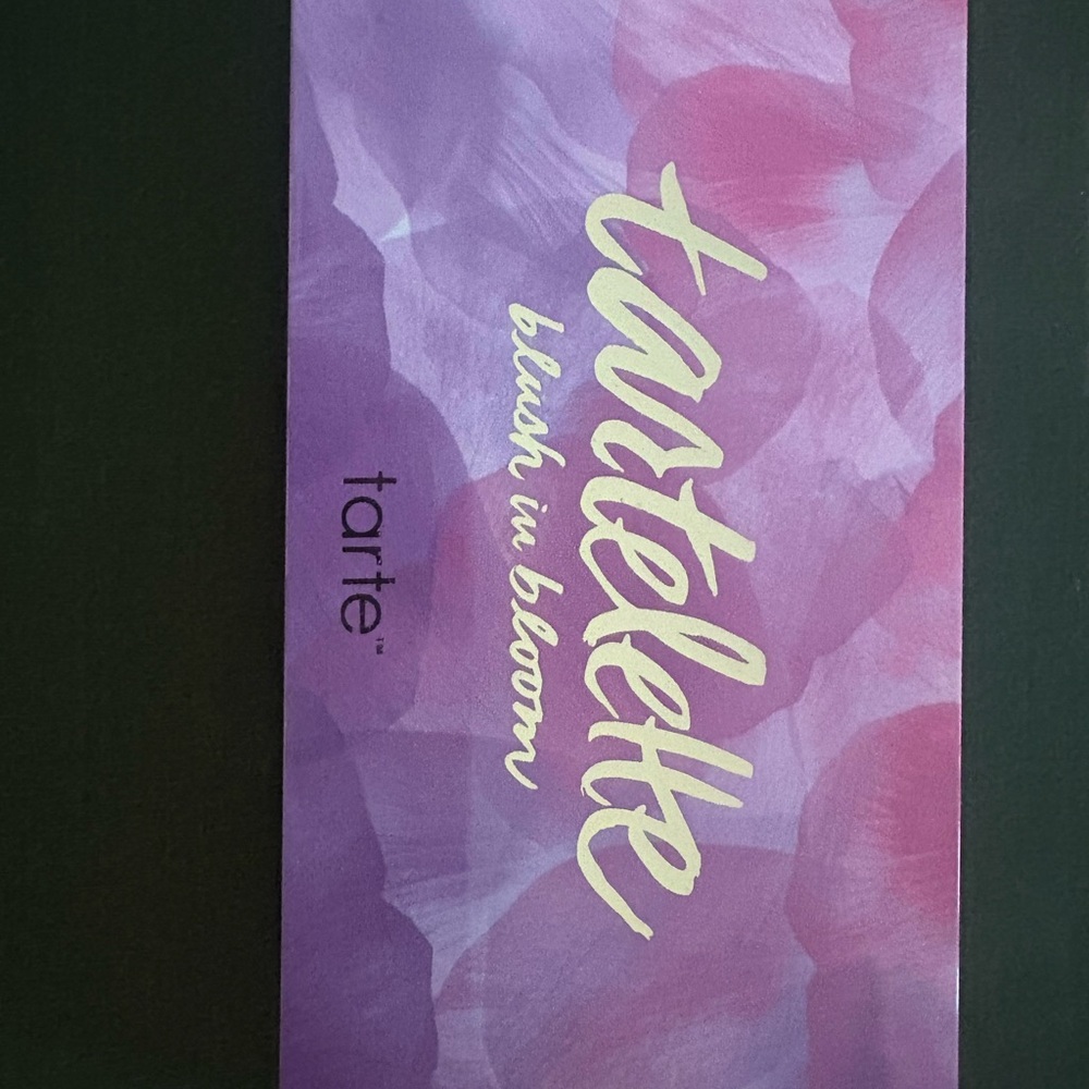 Tarte Tartelette Blush in Bloom Palette - Peony, Wild Rose, Tulip